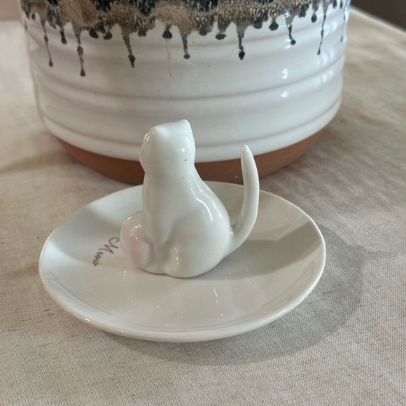 Ceramic Cat Kitty Jewelry Trinket Dish. Necklace & Ring. CAT’S MEOWS 🐈 - Picture 5 of 10